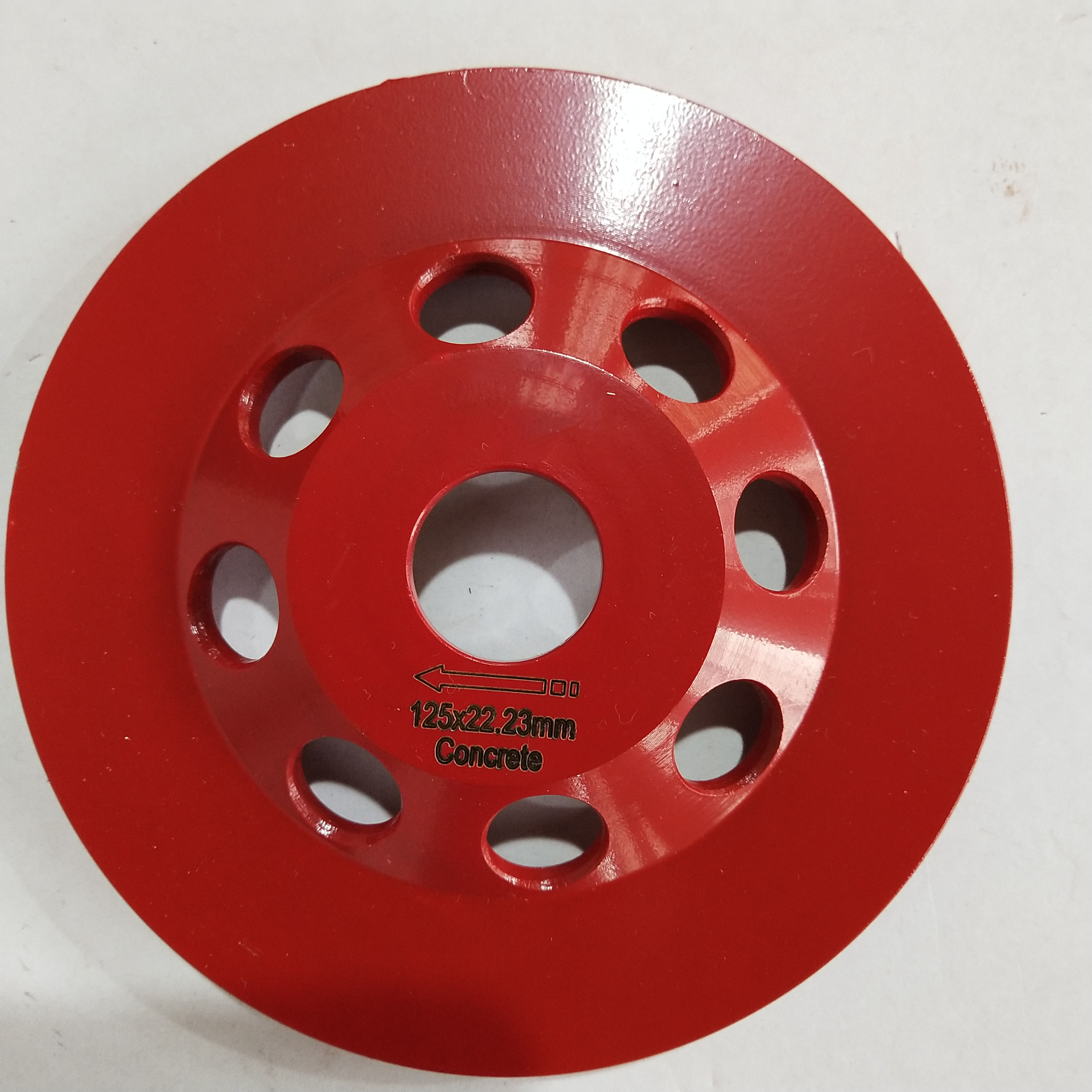 Hocheffiziente 125-mm-Diamant-Beton-PCD- und Arros-Segment-Schalenschleifscheibe